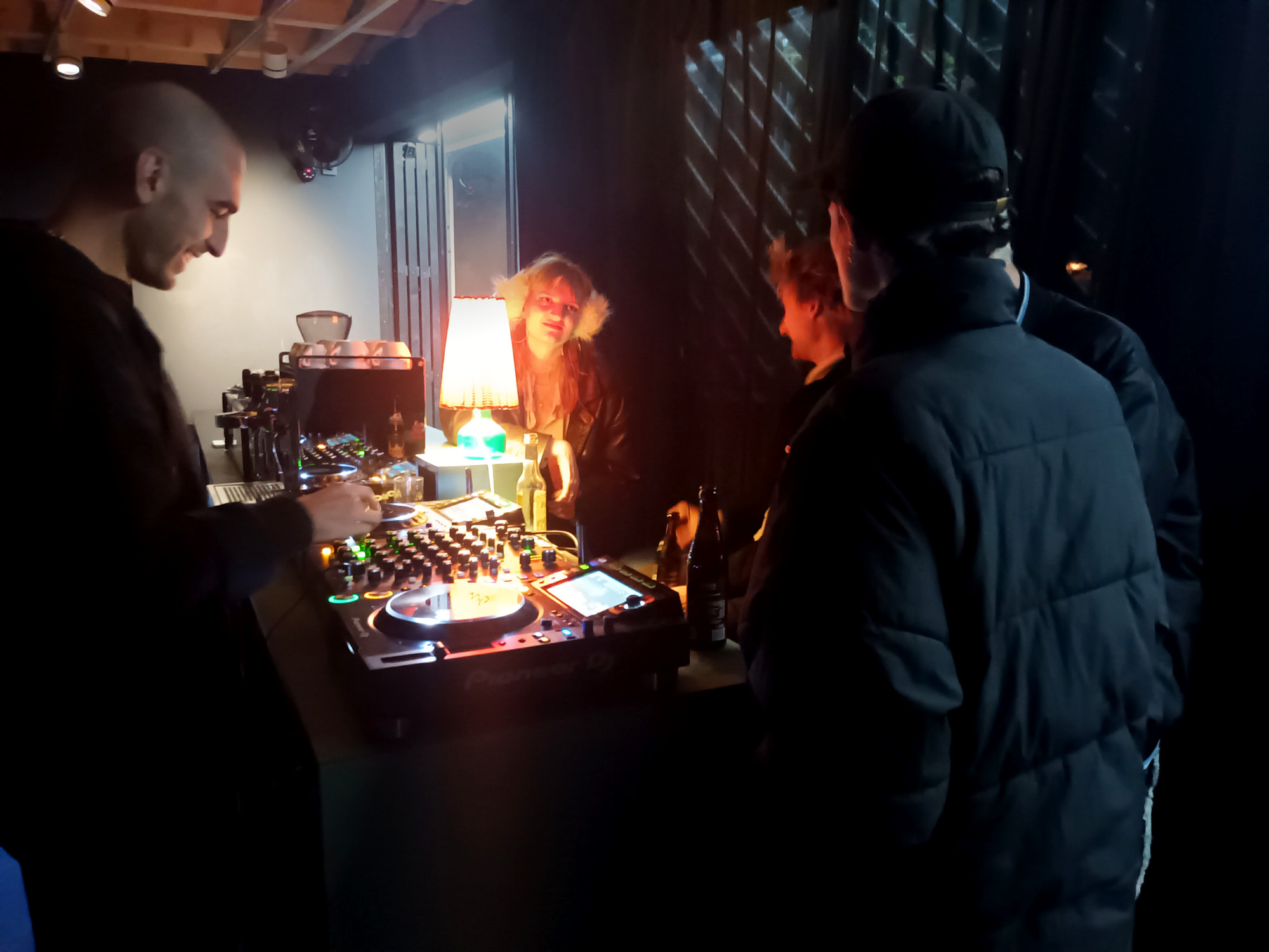 tiny bar sessions